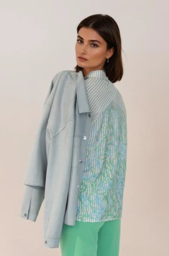 Блуза из вискозы c оригинальной спинкой Lebek (Лебек)