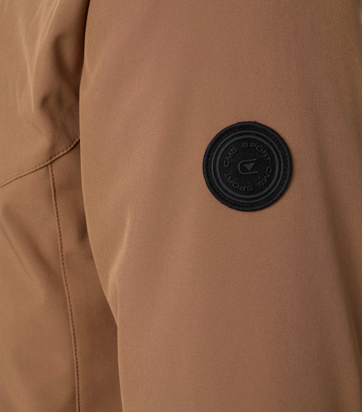 Функциональная куртка с капюшоном CasaModa