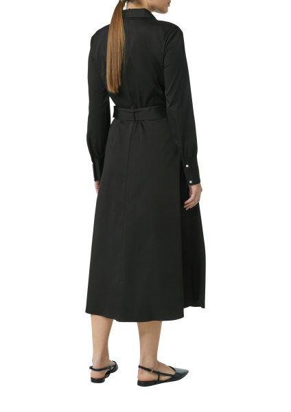 Черное платье миди из поплина с поясом и прорезными карманами Comma