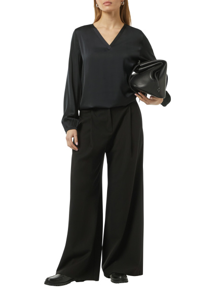 Атласная блузка с V-образным вырезом и эластичными манжетами Comma