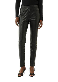 Узкие черные брюки из экокожи Comma