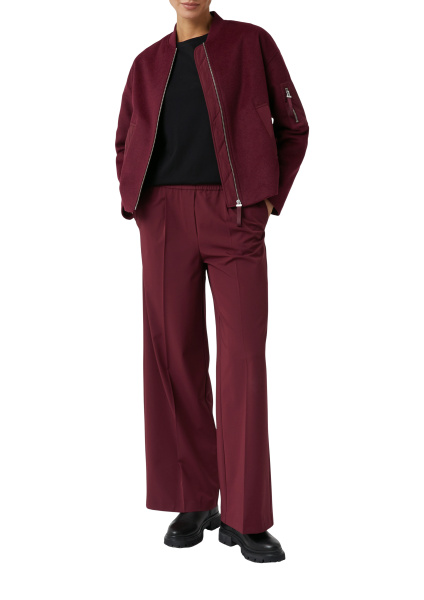 Базовая хлопковая футболка черного цвета Comma