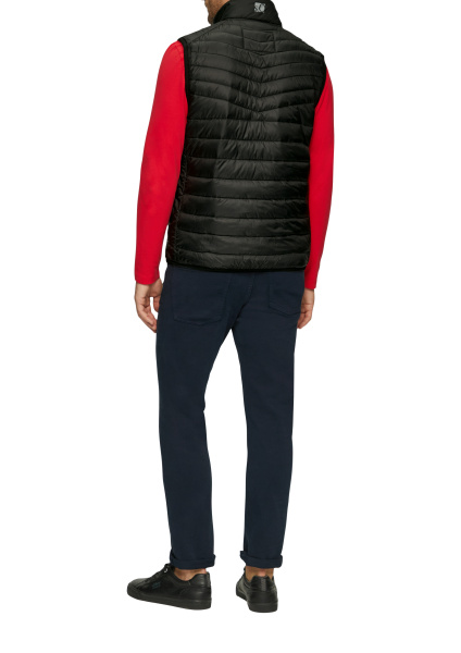 Облегченный жилет на синтепоне S.Oliver