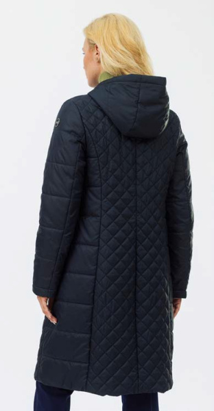 Приталенное  облегченное пальто иссиня-черного цвета Barina Maritta