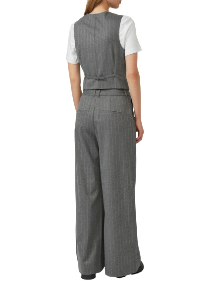 Жилет на легкой подкладке облегающего кроя в тонкую полоску S.Oliver